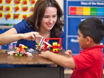 Nicole Richard: Lego Queen